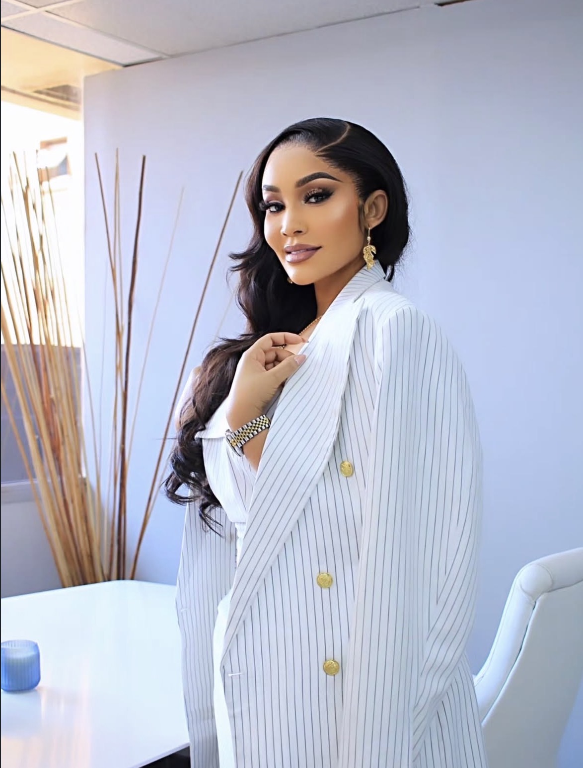 Portrait of Zari Hassan in a tailored suit